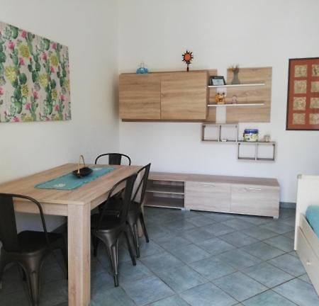 Casa Martina Apartment Санта Мария ал Баньо Екстериор снимка