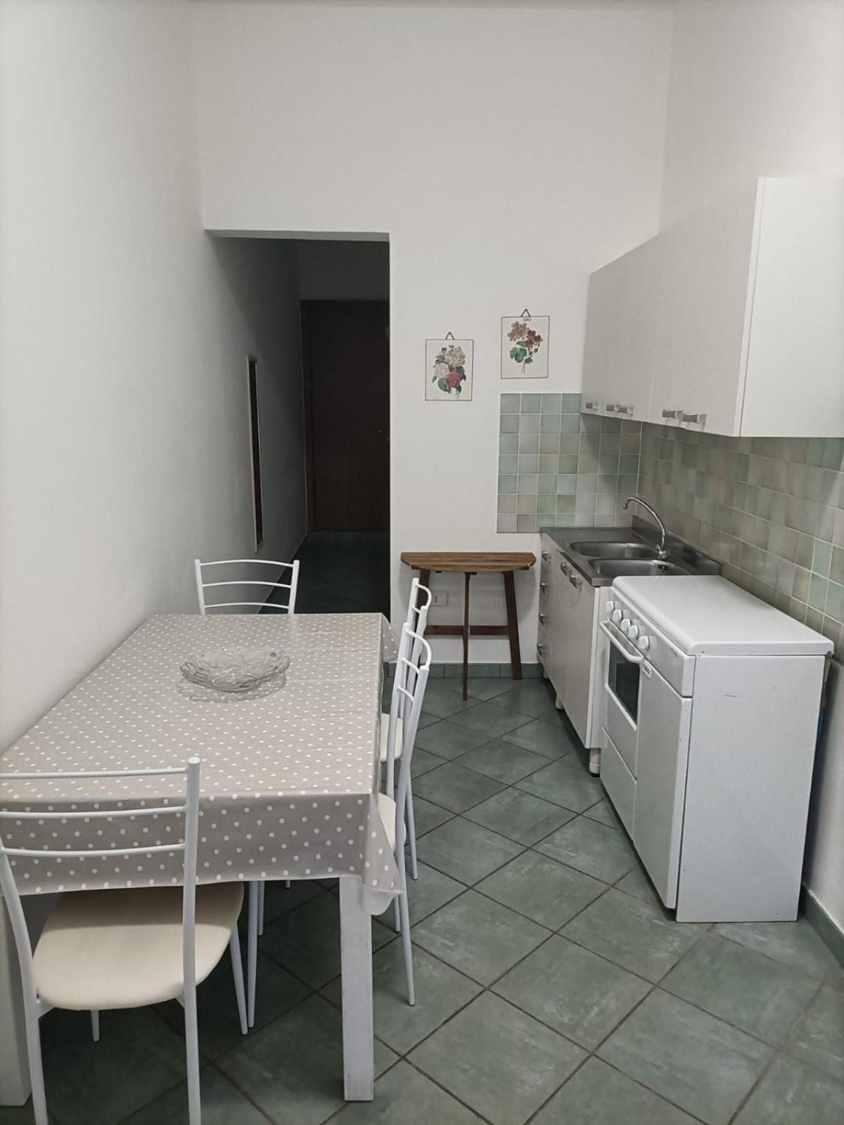 Casa Martina Apartment Санта Мария ал Баньо Екстериор снимка